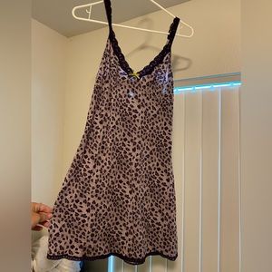 Cosmopolitan night gown